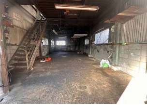 八尾市高美町6-8-28 高美町６丁目倉庫