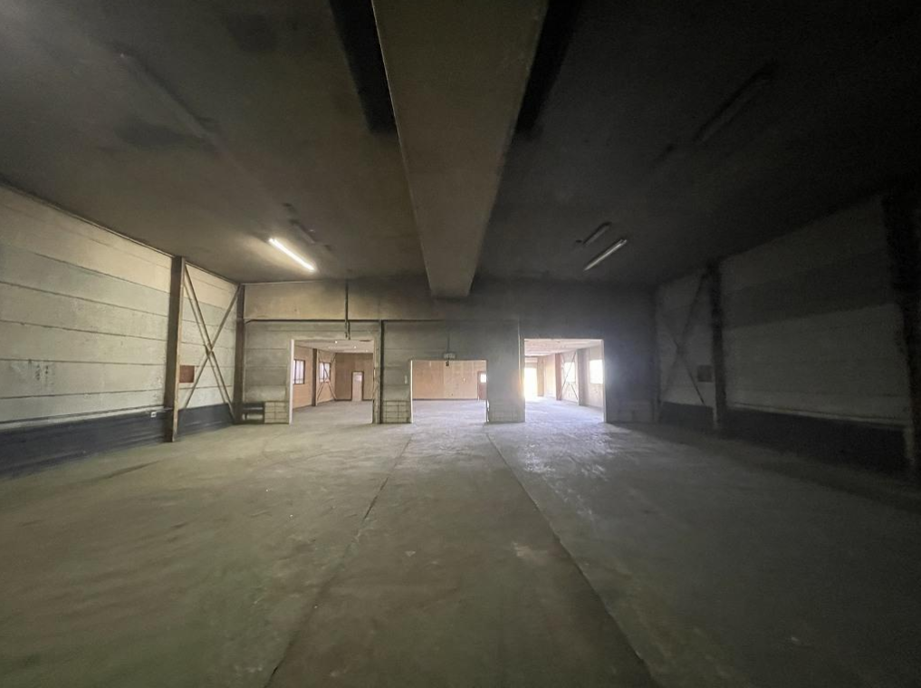 西脇市平野町160-1 西脇貸倉庫