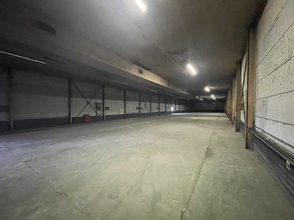 西脇市平野町160-1 西脇貸倉庫