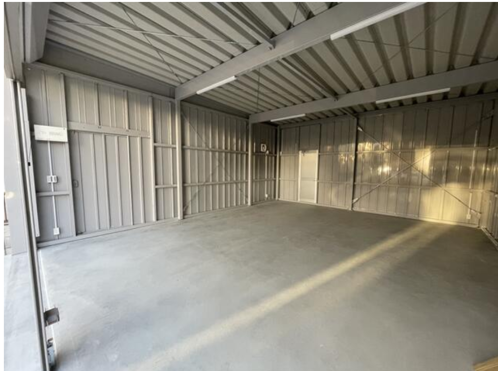 宝塚市山本野里2-17 山本野里２丁目倉庫ガレージ