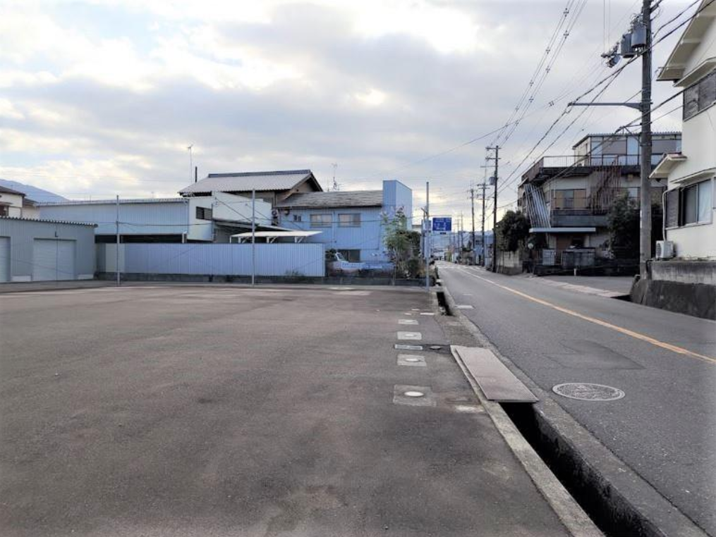 富田林市南大伴町1-13-41 イマス南大伴町倉庫