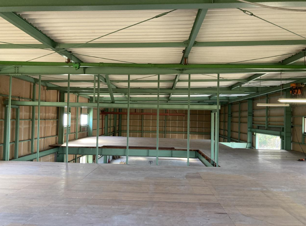 岸和田市三ケ山町810 三ケ山倉庫