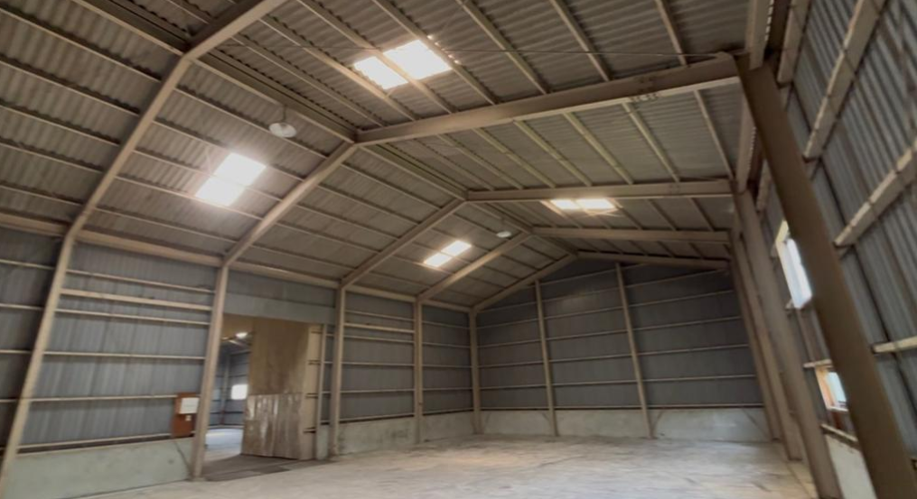 泉佐野市南中安松1597-1 羽倉崎貸倉庫