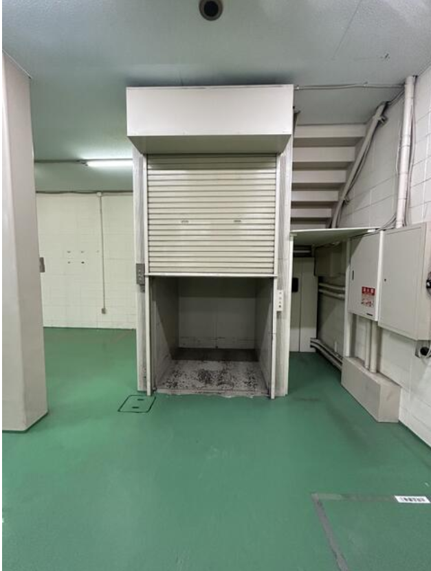 八尾市郡川2-63 郡川２丁目工場・店舗