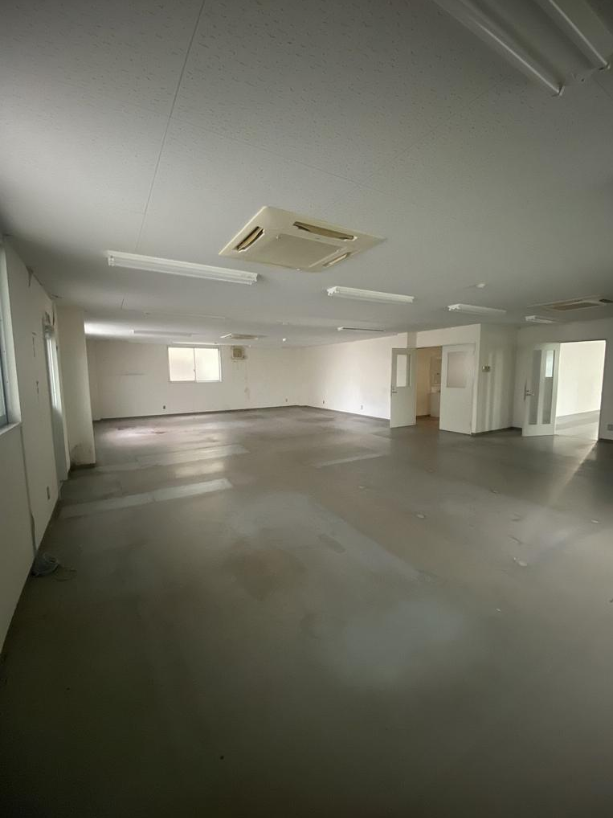 摂津市南別府町7-19 大広サインズ