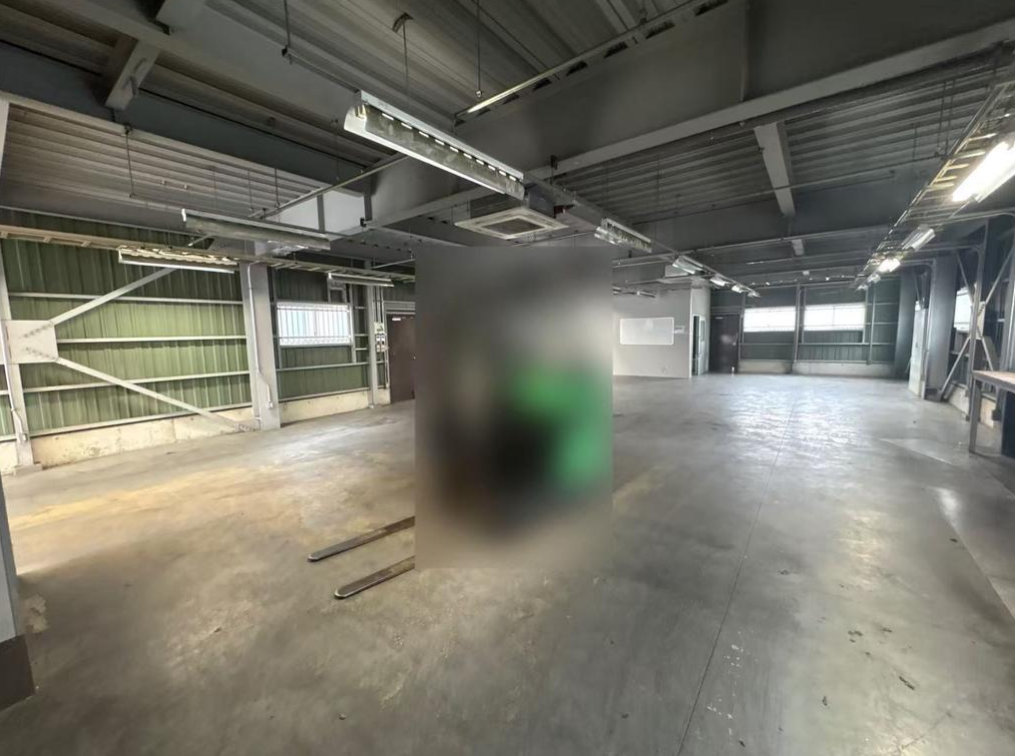 大阪市西成区津守1-8-8 津守貸倉庫