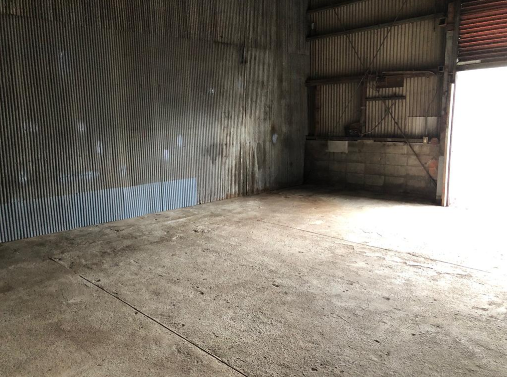 寝屋川市萱島東3-7-33 萱島貸倉庫