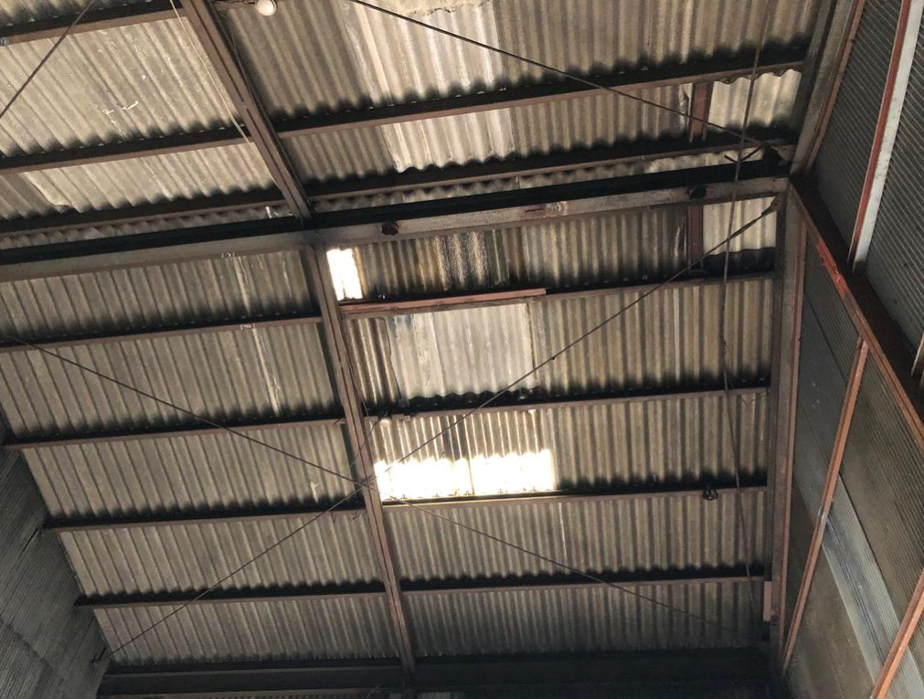 寝屋川市萱島東3-7-33 萱島貸倉庫