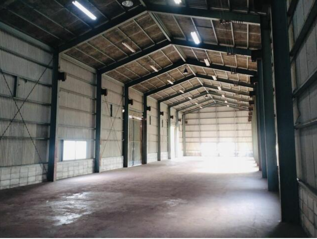 富田林市大字龍泉761-2 龍泉貸倉庫