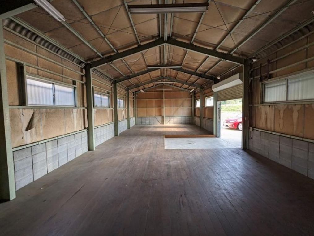 加西市別所町514-2 加西市別所町貸倉庫