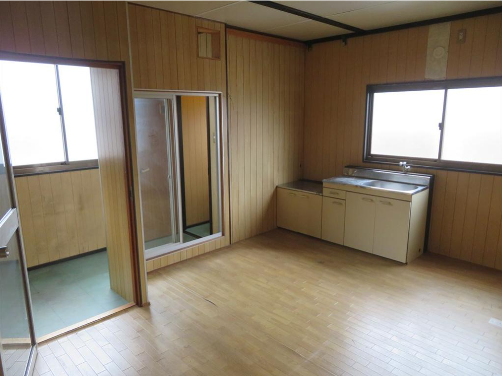 神戸市長田区日吉町6-6-10 鷹取貸倉庫