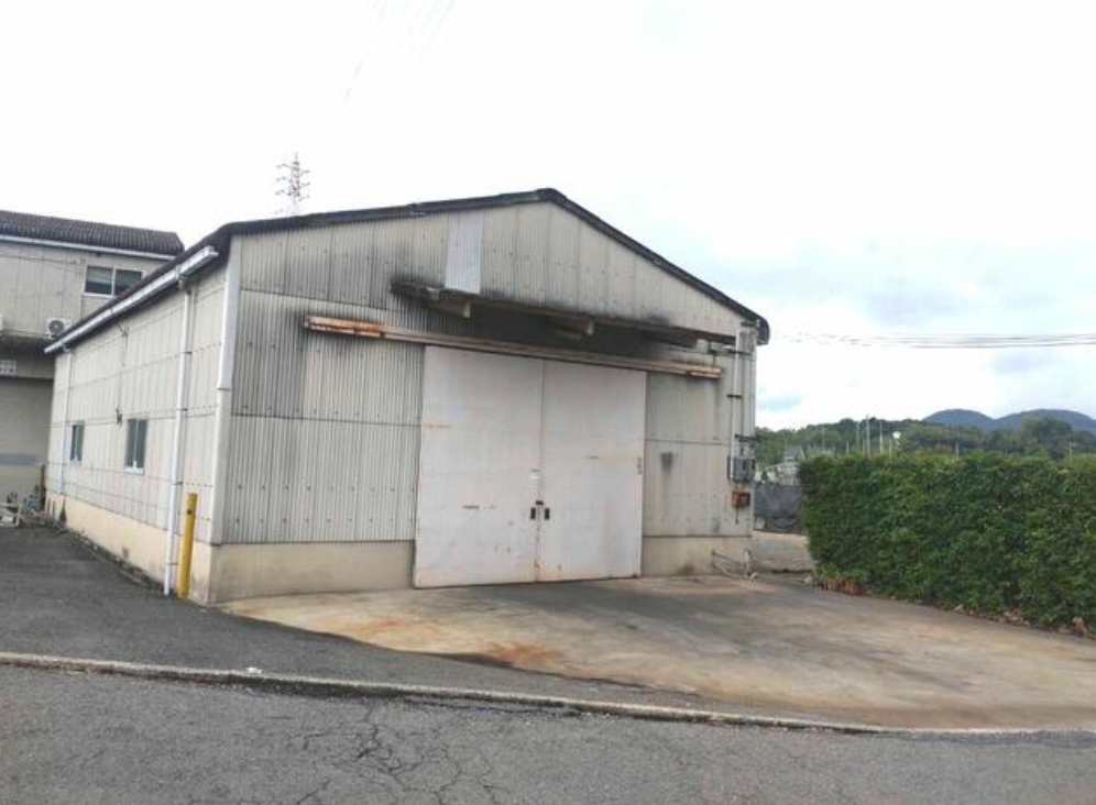 羽曳野市通法寺159-6 通法寺貸倉庫