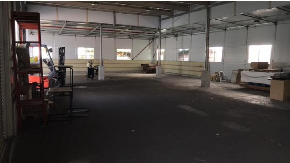 泉佐野市南中樫井432-1 佐野市南中樫井貸倉庫事務所