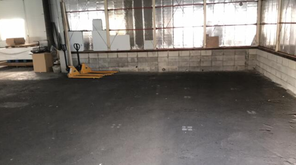 泉佐野市南中樫井432-1 佐野市南中樫井貸倉庫事務所