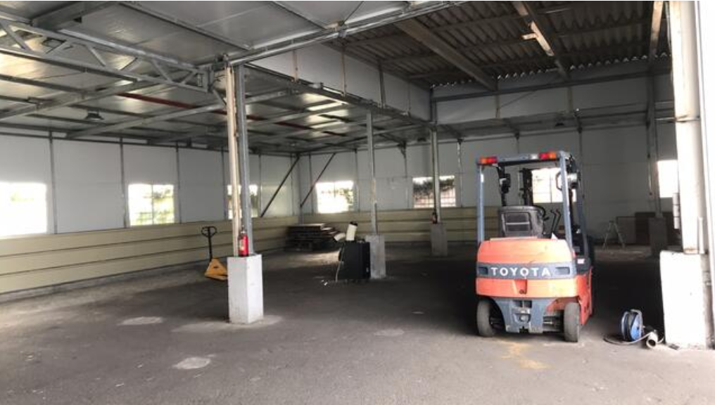 泉佐野市南中樫井432-1 佐野市南中樫井貸倉庫事務所