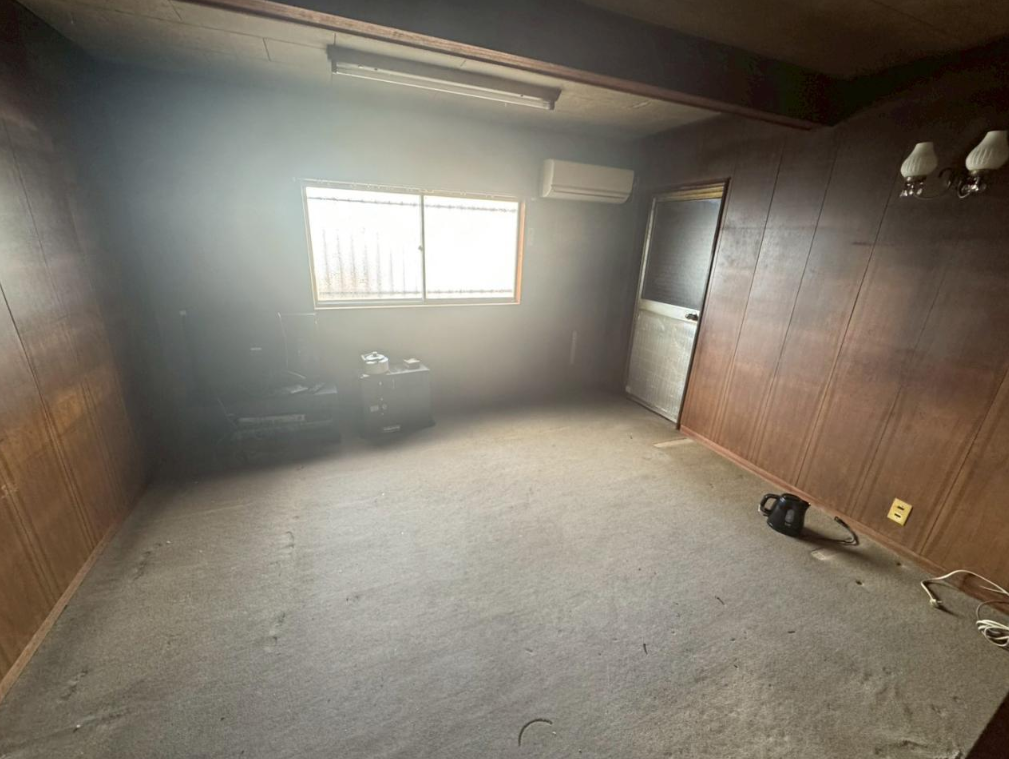 泉南市兎田493-1 新家工場・店舗付き戸建