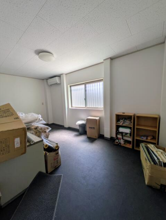 岸和田市春木中町4 春木売倉庫