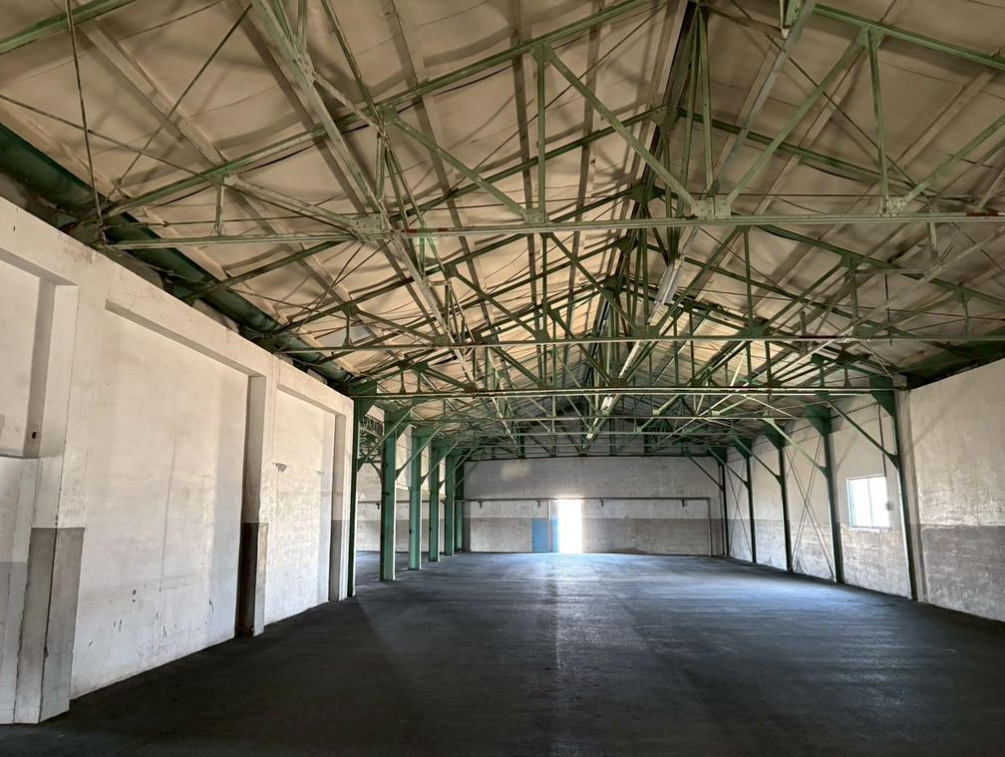 泉南市兎田832-2 ⻑滝貸倉庫