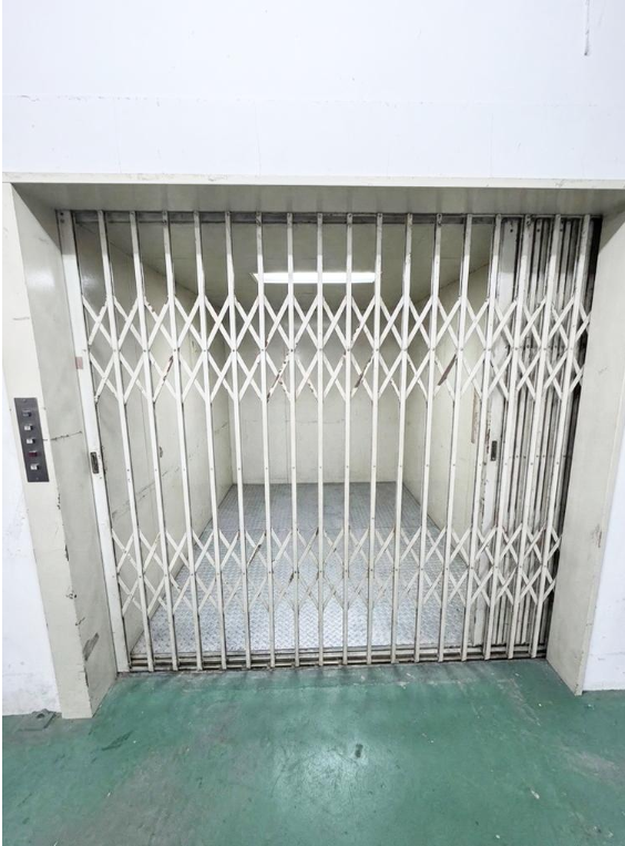 泉佐野市上之郷 長滝売倉庫