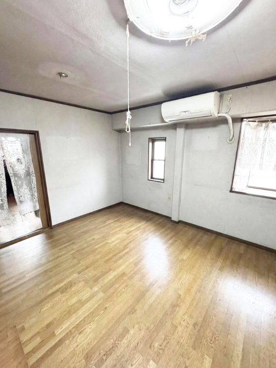 泉佐野市上之郷 長滝売倉庫