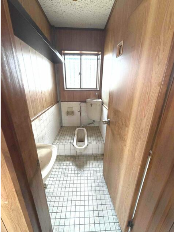 藤井寺市西大井1-345-4 西大井貸倉庫