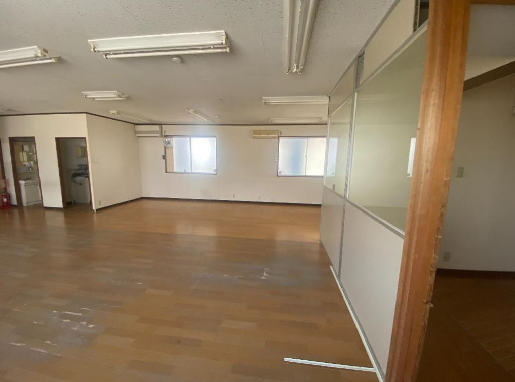 摂津市南別府町8-40 旧大広サインズ株式会社の画像