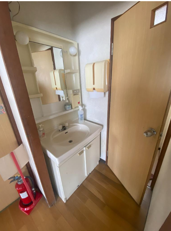 摂津市南別府町8-40 旧大広サインズ株式会社