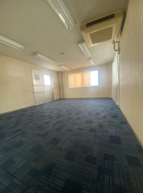 摂津市南別府町8-40 旧大広サインズ株式会社