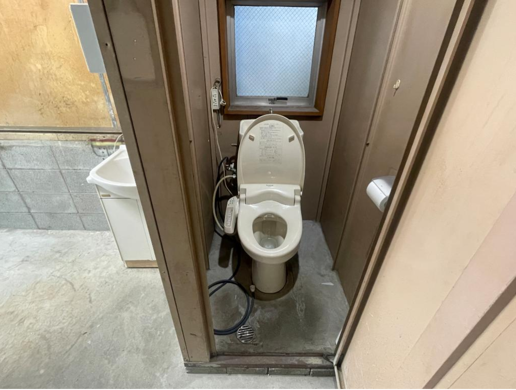 東大阪市新上小阪23-15 東大阪市新上小阪貸倉庫