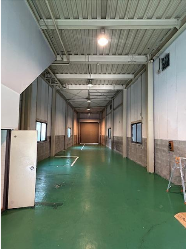 東大阪市荒本新町8-20 荒本貸倉庫