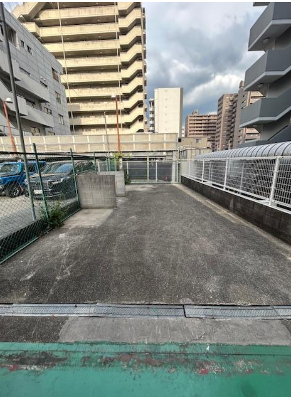 東大阪市荒本新町8-20 荒本貸倉庫