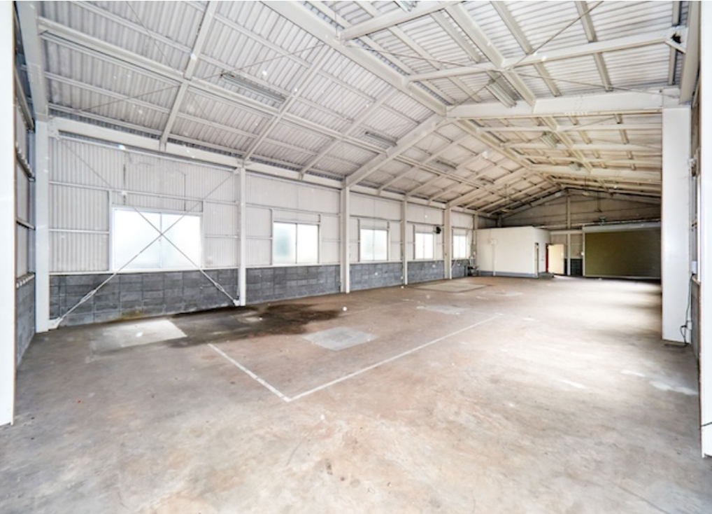 神戸市西区池上3-6-4 粟津池上倉庫