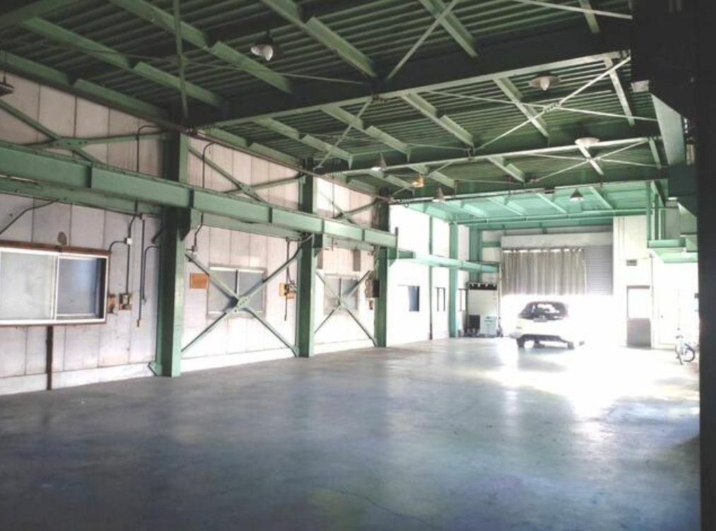 八尾市老原6-65-2 老原貸倉庫