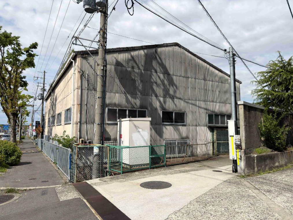 富田林市喜志新家町2-8-37 喜志貸倉庫