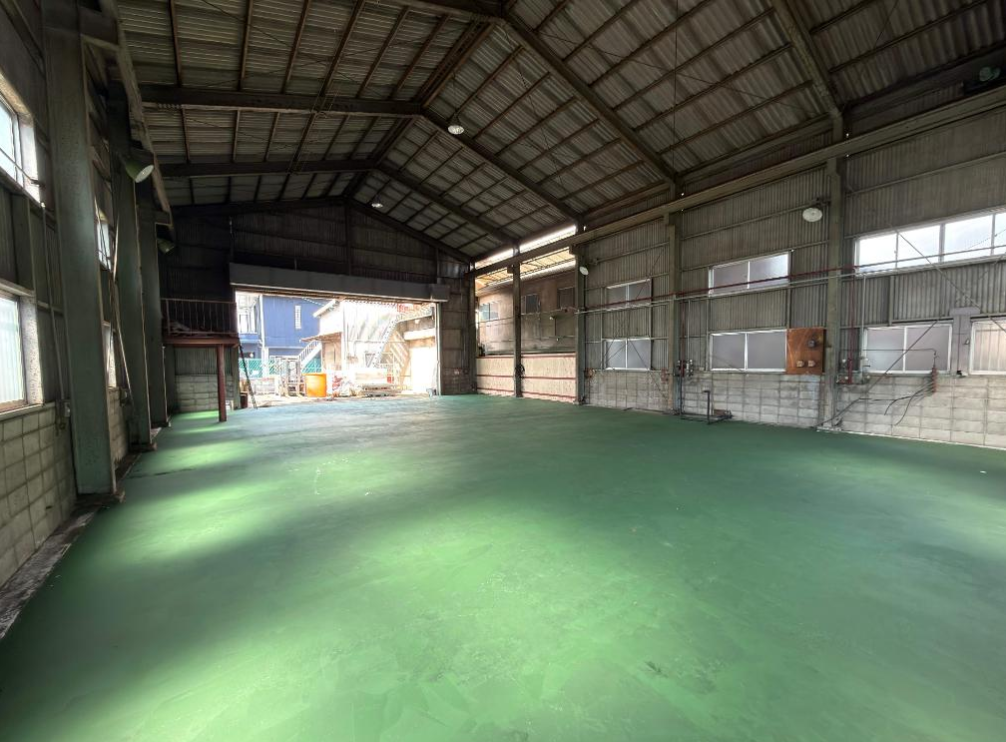 富田林市喜志新家町2-8-37 喜志貸倉庫