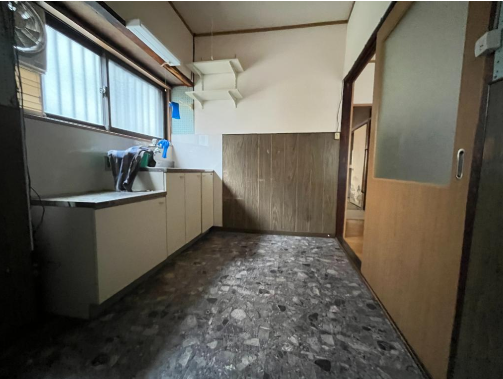 大阪市都島区都島北通2-21-33 都島貸倉庫