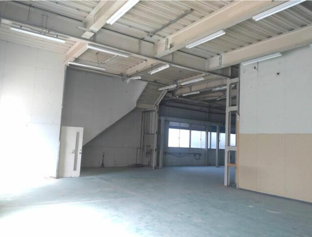 藤井寺市大井3-12-6 藤井寺市大井貸倉庫