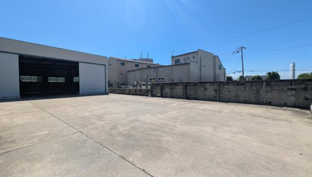 神戸市長田区苅藻通7-3-13 苅藻通７丁目倉庫