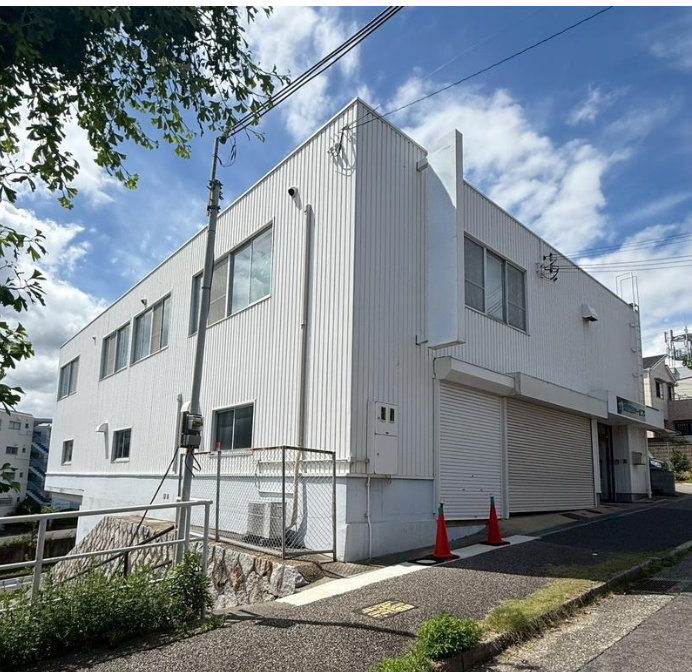 神戸市須磨区白川台6-12-5 名谷貸倉庫の画像