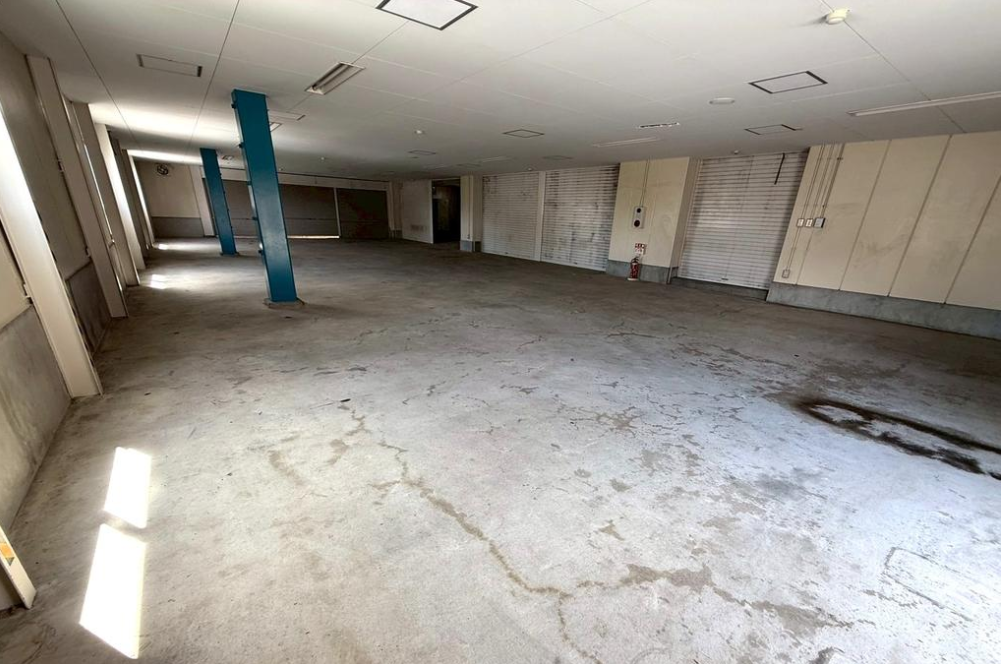 神戸市須磨区白川台6-12-5 名谷貸倉庫