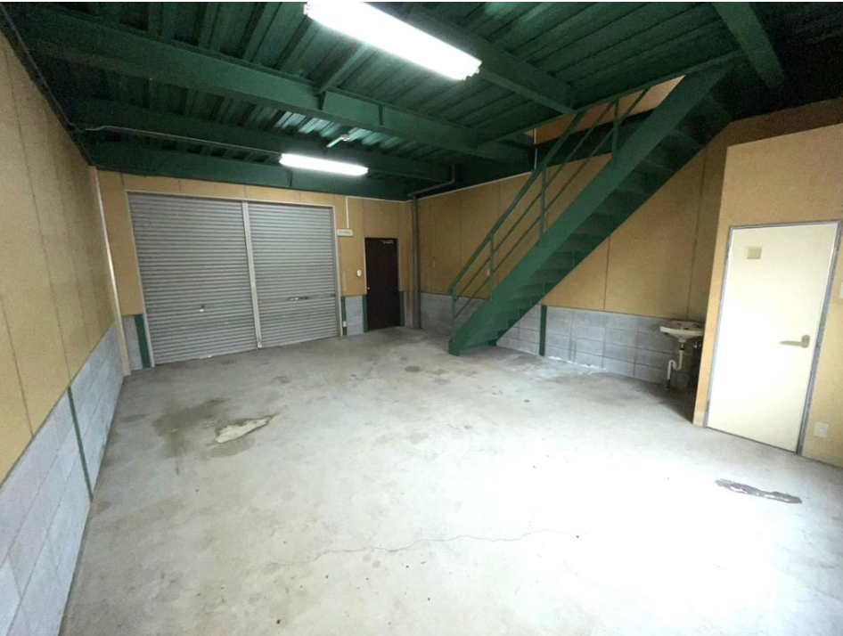 堺市東区草尾 貸倉庫 24坪 松本倉庫付事務所