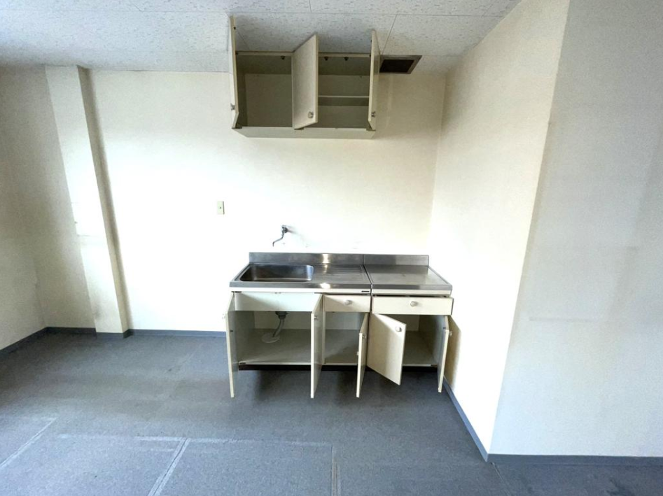 堺市東区草尾 貸倉庫 24坪 松本倉庫付事務所