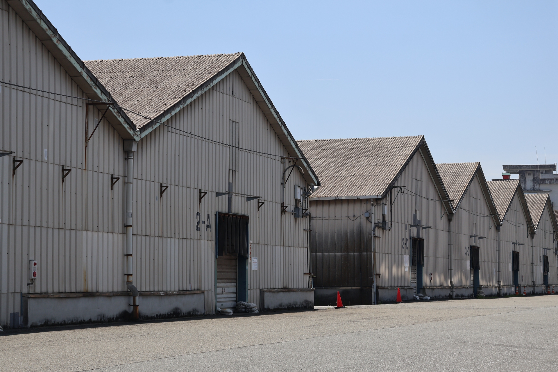 神戸市西部周辺で貸し工場を探すなら？近隣エリアとの賃料比較と選び方【2026年版】のサムネイル