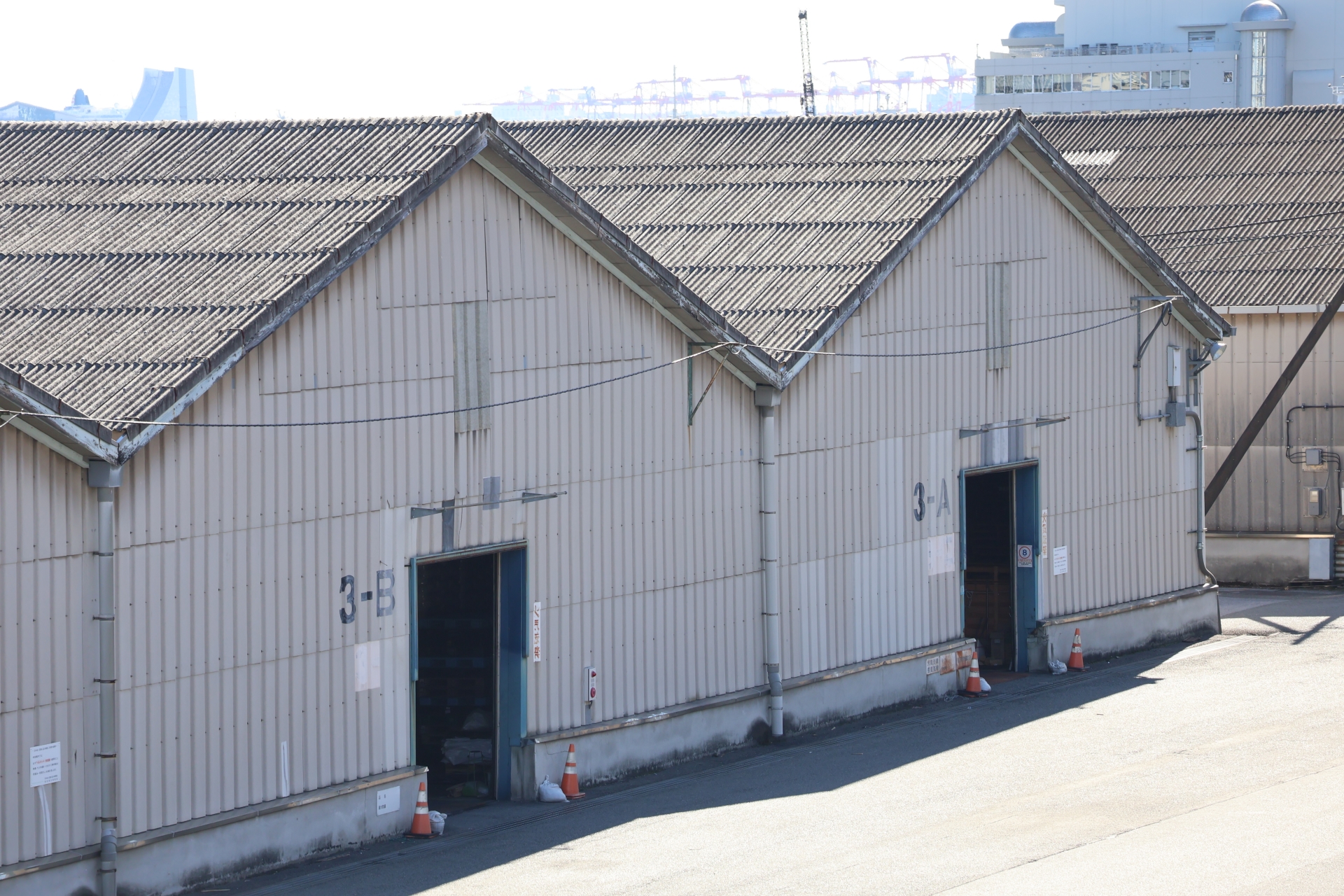 北河内周辺で貸し工場を探すなら？近隣エリアとの賃料比較と選び方【2026年版】のサムネイル