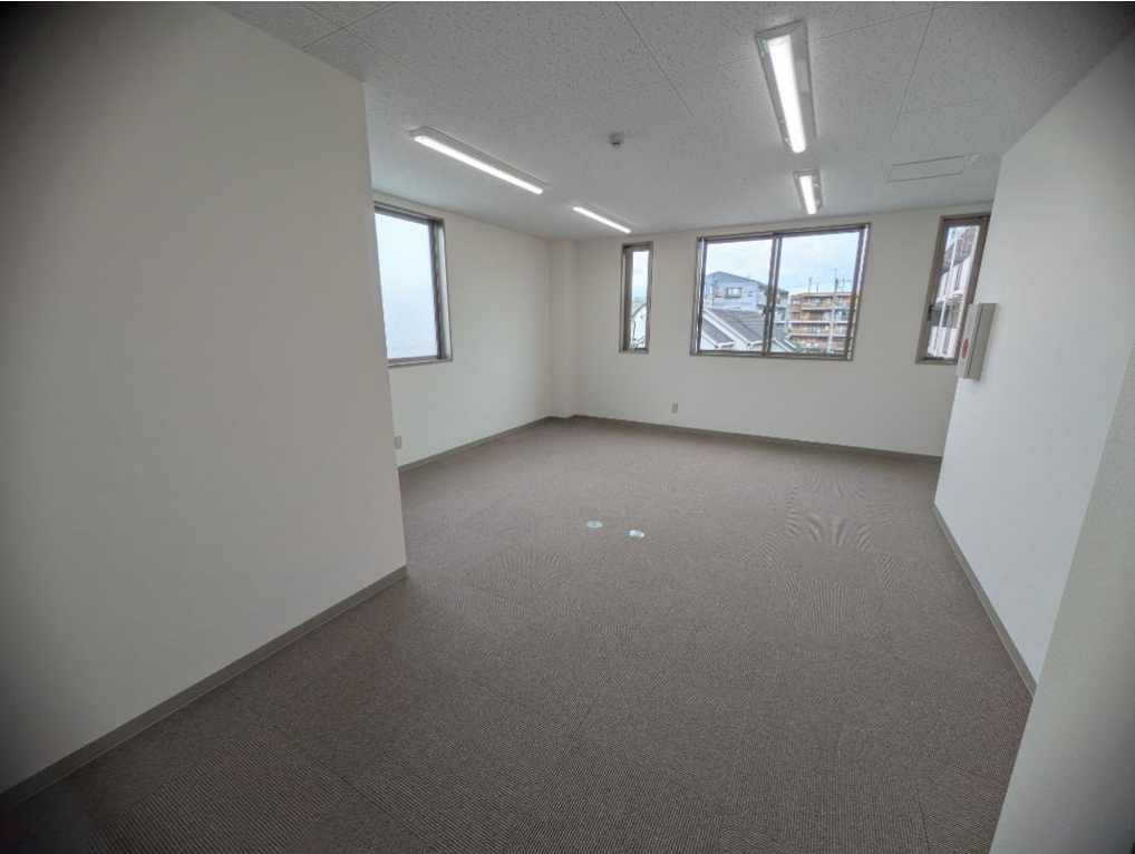 堺市南区深阪南 貸倉庫 10坪 山大倉庫付事務所