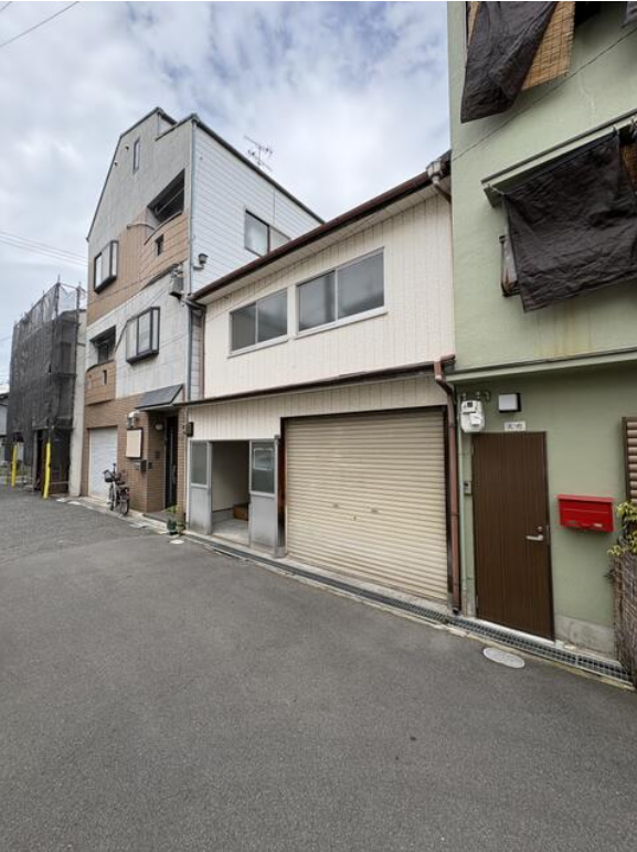 大阪市生野区生野西 売倉庫 15坪